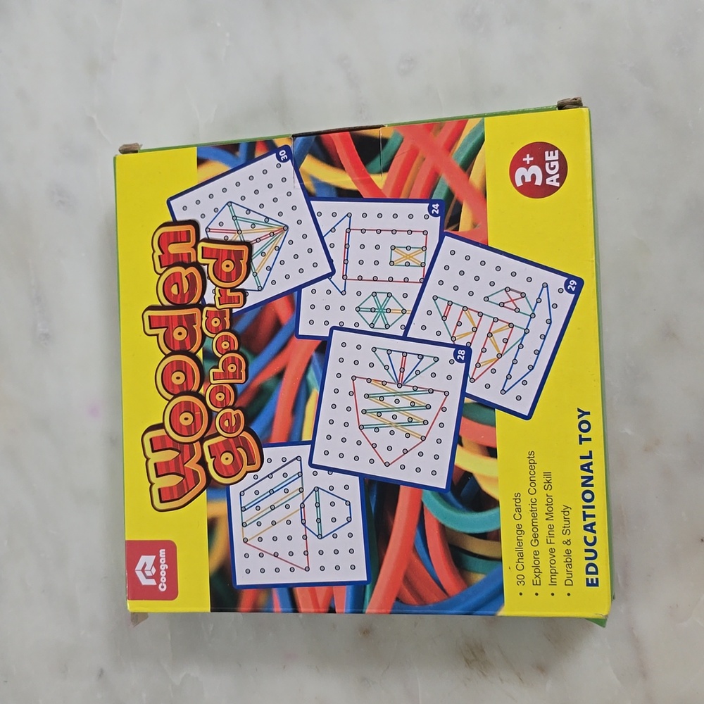 Montessori Wooden Geoboard New!